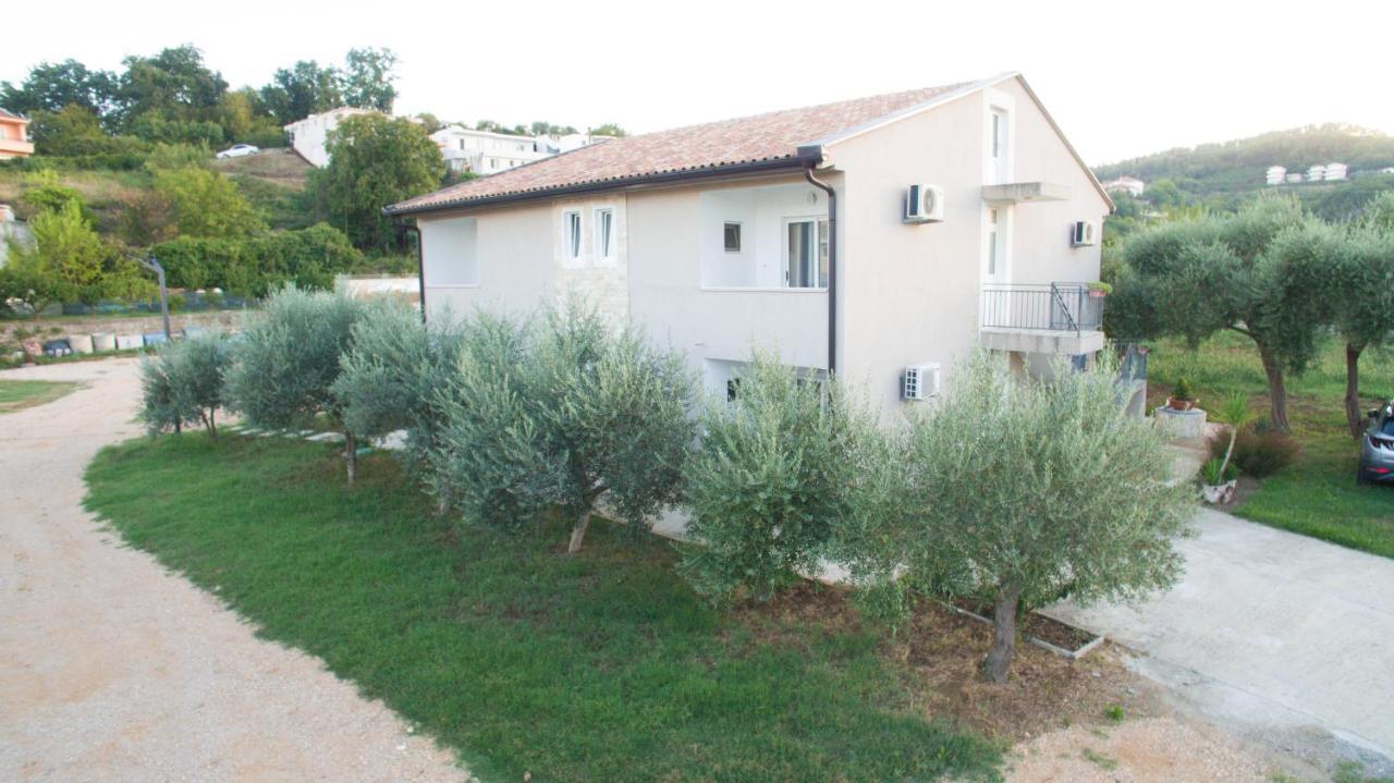 Hotel La Hacienda Ulcinj Esterno foto
