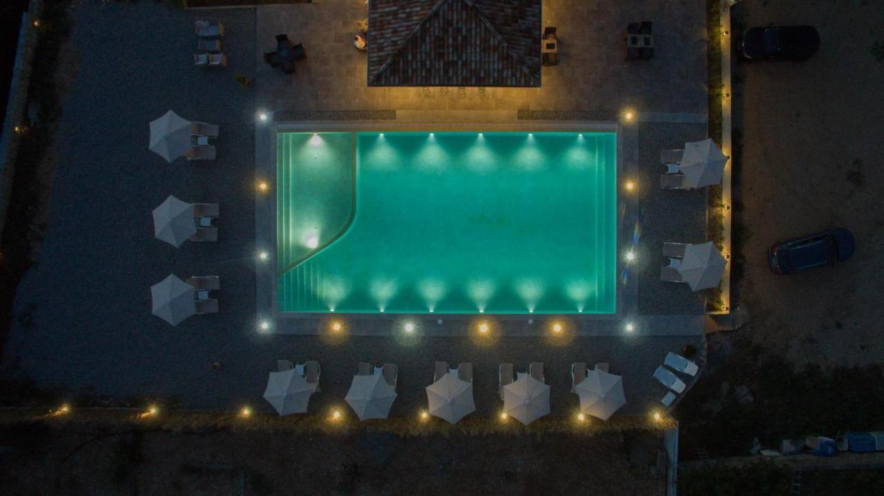 Hotel La Hacienda Ulcinj Esterno foto