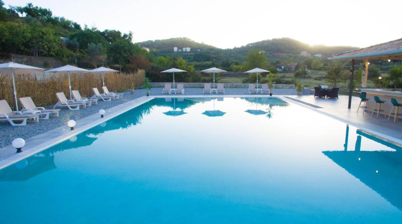 Hotel La Hacienda Ulcinj Esterno foto