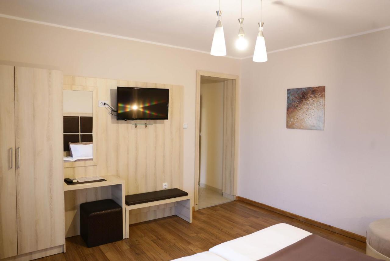 Hotel La Hacienda Ulcinj Esterno foto
